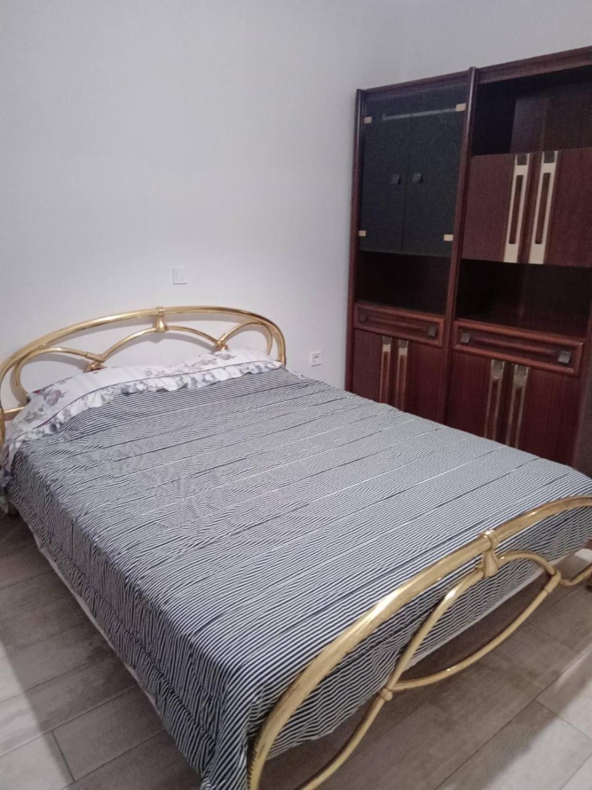 Home Sweet Home - 1 Bedroom Apartment Atena Exterior foto